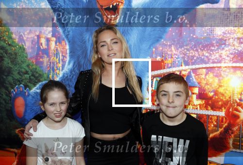 Amsterdam 7 april 2019
Premiere wonderpark in pathe arena. Lente Voorhoeve kwam met haar twee kinderen