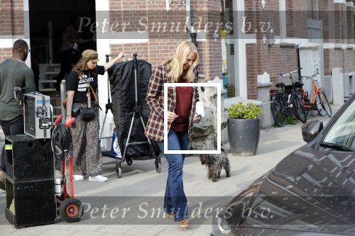 Amsterdam 16 april 2019
Opnames fa,ilie Kruys met oa Linda de Mol en Rop Verheijen in Amsterdam zuid