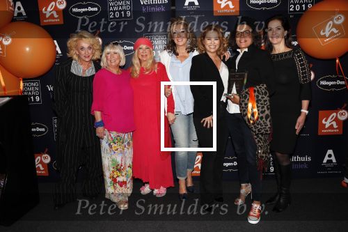 Amsterdam 8 april 2019
Strong women award in het Apollo Hotel. Lucia Rijker win strong women award. Karin Bloemen Willeke Alberti Mary Borsato Betty de Groot en Annemarie v gaal