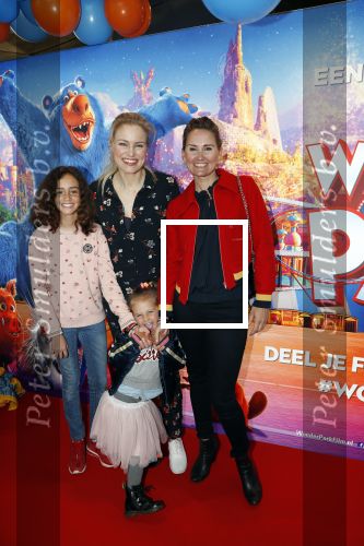 Amsterdam 7 april 2019
Premiere wonderpark in pathe arena.Marit v Bohemen kwam met haar dochter