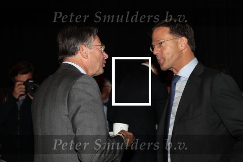 Den Haag, 8 Mei 2019
Uitreiking boek Elco Brinkman met de tekst: Bouwen en Bewaren
Mark Rutte met Maxime Verhagen
