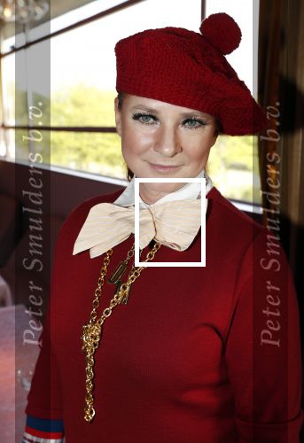 Amsterdam 7 mei 2019
Boekpresentatie Camilla Lackberg bij Mama Kelly in olympisch stadion.
aanwezig oa Daphne Deckers
Isa Hoes
Heleen van Royen
Anna Drijver
Marion Pauw
Susan Smit
Moniqiue des Bouvrie
Patricia Snel
Marlies Dekkers
Inge Ipenburg