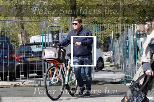 Amsterdam 15 april 2019
Martijn Krabbe op de fiets.