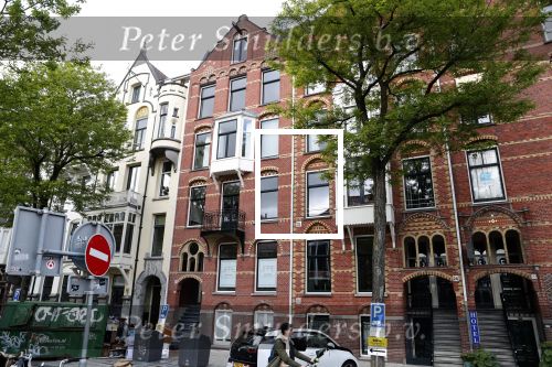 Amsterdam 5 mei 2019
Matthijs de Ligt heeft een nieuw appartement (huis) gekocht dichtbij het Rijksmuseum.