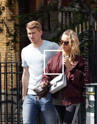 Amsterdam 10 mei 2019
AnneKee Molenaar is de nieuwe vriendin van Matthijs de Ligt. Ze wonen pas samen in hun nieuwe appartement.