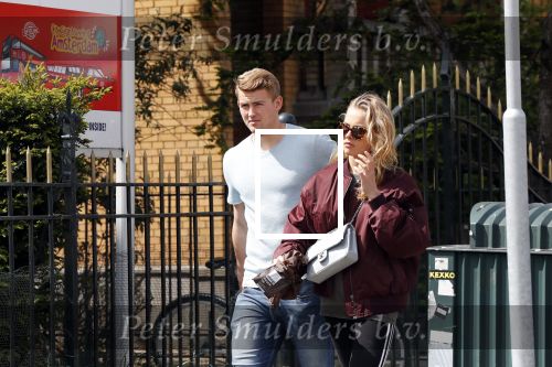 Amsterdam 10 mei 2019
AnneKee Molenaar is de nieuwe vriendin van Matthijs de Ligt. Ze wonen pas samen in hun nieuwe appartement.
