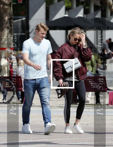 Amsterdam 10 mei 2019
AnneKee Molenaar is de nieuwe vriendin van Matthijs de Ligt. Ze wonen pas samen in hun nieuwe appartement.