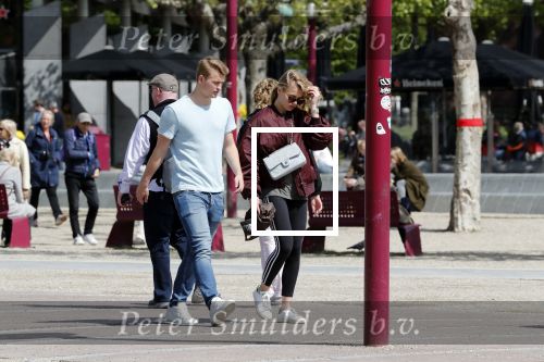 Amsterdam 10 mei 2019
AnneKee Molenaar is de nieuwe vriendin van Matthijs de Ligt. Ze wonen pas samen in hun nieuwe appartement.