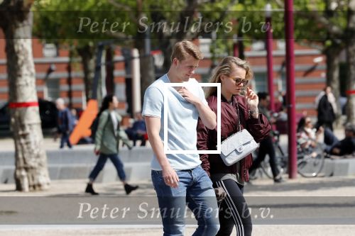Amsterdam 10 mei 2019
AnneKee Molenaar is de nieuwe vriendin van Matthijs de Ligt. Ze wonen pas samen in hun nieuwe appartement.
