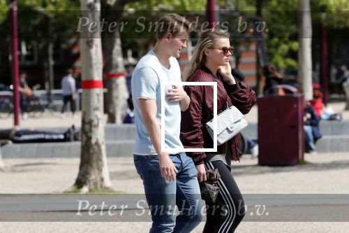 Amsterdam 10 mei 2019
AnneKee Molenaar is de nieuwe vriendin van Matthijs de Ligt. Ze wonen pas samen in hun nieuwe appartement.