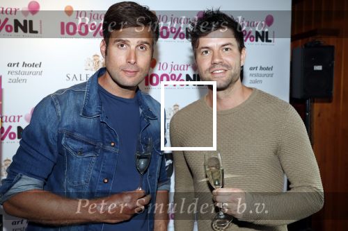 Volendam 6 mei 2019
10 jaar magazine 100%NL bij hotel Spaander. Nick en Simon