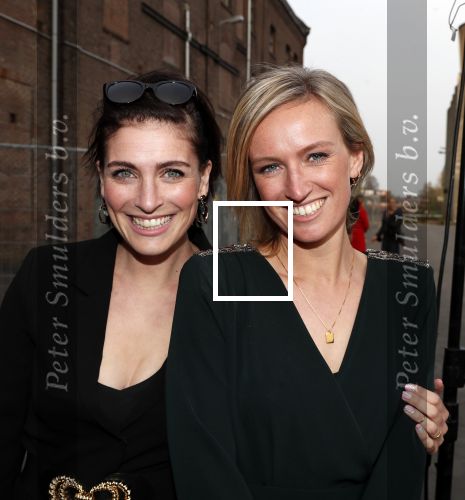 Halfweg 16 april 2019
50 jaar Rob Peetoom in the sugar factory. Nikki Herr en Vivienne v d Assem