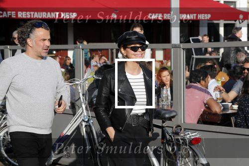 Amsterdam 9 mei 2019
Surpisefeestje voor Ruud de Wild georganiseerd door zijn ex vrouw Aafke.
Olcay Gulsen is eer natuurlijk bij. ze gingen varen met boot op grachten Amsterdam.