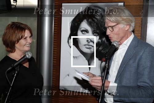 Amsterdam 18 april 2019
Uitreiking boek Patty Harpenau . Patty met haar uitgever