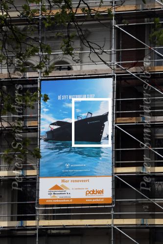Amsterdam 5 mei 2019
Prins Bernhard zijn hui staat in de steigers en op de steiger vmaakt hij reclame voor zijn boten merk Waterdream.
