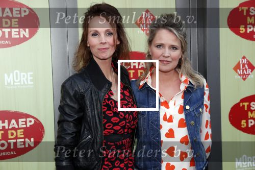 Amsterdam 14 april 2019
Premiere van t schaep met de 5 poten in het deLamar theater. Roosmarijn Luyten en Ricky Koole