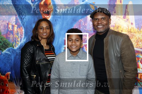 Amsterdam 7 april 2019
Premiere wonderpark in pathe arena. Roue verveer kwam met zijn vrouw en jongste zoon