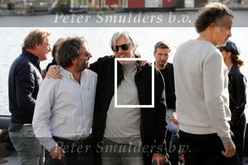 Amsterdam 9 mei 2019
Surpisefeestje voor Ruud de Wild georganiseerd door zijn ex vrouw Aafke.
Olcay Gulsen is eer natuurlijk bij. ze gingen varen met boot op grachten Amsterdam.