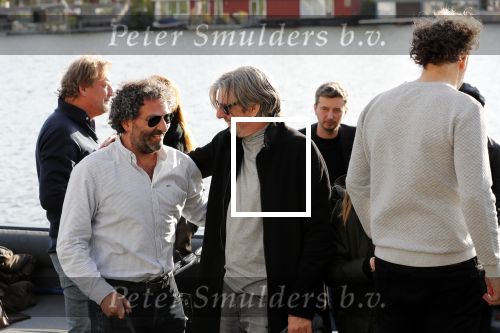 Amsterdam 9 mei 2019
Surpisefeestje voor Ruud de Wild georganiseerd door zijn ex vrouw Aafke.
Olcay Gulsen is eer natuurlijk bij. ze gingen varen met boot op grachten Amsterdam.