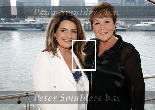 Amsterdam 7 april 2019
John de Bever Sieneke en Marianne Weber op een grote boot met allemaal gasten.