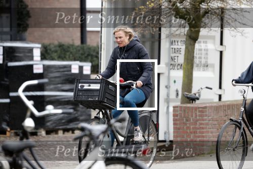 Amsterdam 2 april 2019
Sophie Hilbrand op de fiets in Amsterdam zuid.