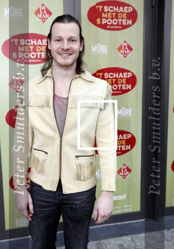 Amsterdam 14 april 2019
Premiere van t schaep met de 5 poten in het deLamar theater. Stijn Franken en Barbara Sloesen