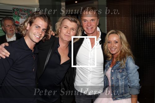 Bloemendaal 13 april 2019
Afscheidsfeest voor Hans Klok die naar Las Vegas gaat verhuizen. hans Klok met Wino Omtzigt zijn vriend en Sylvana Borsato