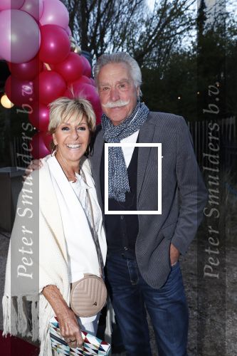 Bloemendaal 13 april 2019
Afscheidsfeest voor Hans Klok die naar Las Vegas gaat verhuizen. Sylvia v d Akker met partner