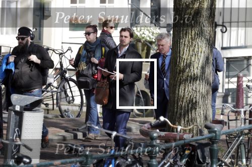 Amsterdam 1 april 2019
Thierry Baudet met â€¦. op straat in Amsterdam.