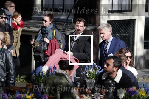 Amsterdam 1 april 2019
Thierry Baudet met â€¦. op straat in Amsterdam.