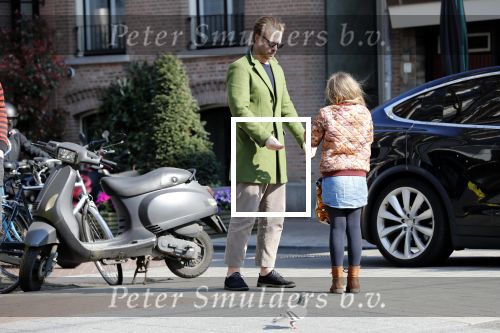 Amsterdam 14 april 2019
Thijs Romer met zijn dochter Sammie op de pc hooftstraat.