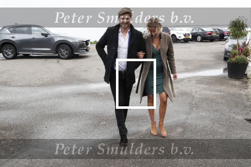 Volendam 6 mei 2019
10 jaar magazine 100%NL bij hotel Spaander. Tim Douwsma met zijn zwangere vriendin