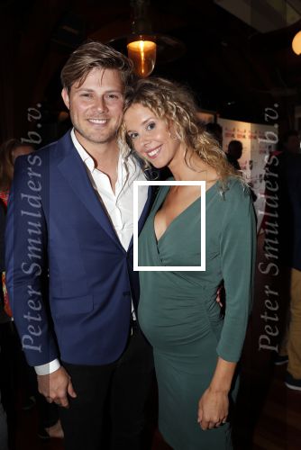 Volendam 6 mei 2019
10 jaar magazine 100%NL bij hotel Spaander. Tim Douwsma met zijn zwangere vriendin