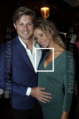 Volendam 6 mei 2019
10 jaar magazine 100%NL bij hotel Spaander. Tim Douwsma met zijn zwangere vriendin