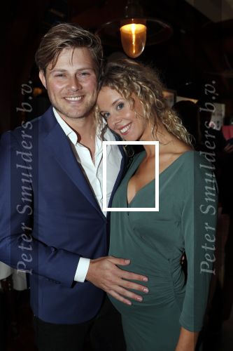 Volendam 6 mei 2019
10 jaar magazine 100%NL bij hotel Spaander. Tim Douwsma met zijn zwangere vriendin