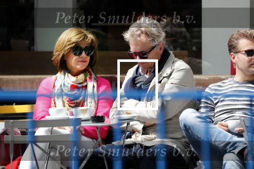 Amsterdam 11 mei 2019
Tom Egbers en Janke Dekker op terras op de beethovenstraat.