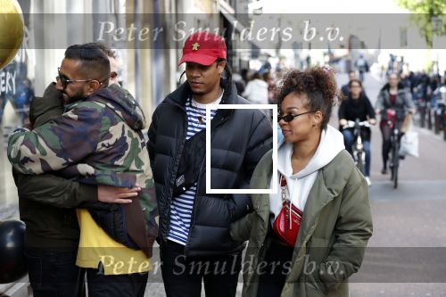 Amsterdam 9 mei 2019
Opening expositie Selwyn Senatori.B Veronica v Hoogdalem met vriend Nigel Williams ( Rapper Digitzz)