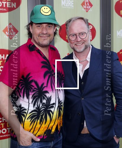 Amsterdam 14 april 2019
Premiere van t schaep met de 5 poten in het deLamar theater. Vincent Croiset en Ad Knipsels