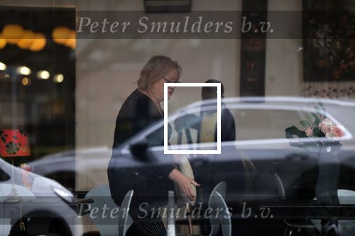Naarden 4 april 2019
Viola Holt helpt  1 dag per week  in de kringloopwinkel in Naarden.