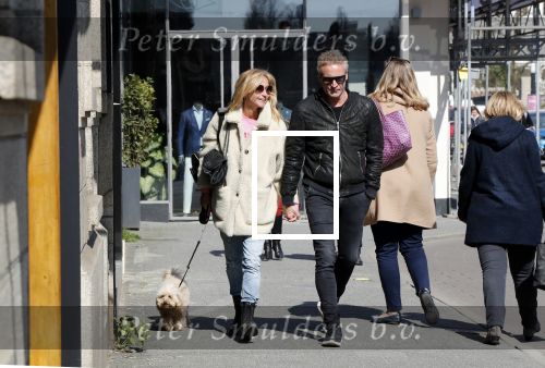 Amsterdam 11 april 2019
Wendy v Dijk met haar man Erland Galjaard en hun hondje in Amsterdam zuid.
