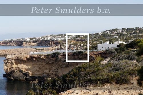 Ibiza 4 mei 2019
Het huis van Wesley Sneijder en Yolanthe Sneijder Cabau aan de baai van Cala Tarida op ibiza.