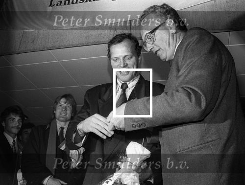 Eindhoven, 9 April 2019 PSV-AZ 67 1-0
PSV Landskampioen
Huldiging PSV Gemeentehuis met Willy v d Kerkhof en burgemeester Jos v Kemenade
