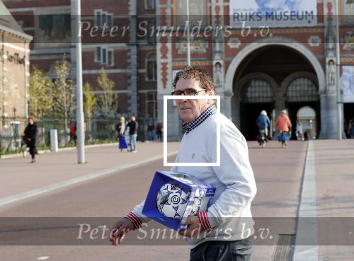 Amsterdam 9 april 2019
Presentatie nieuwe eredivisiebal met Wim v Hanegem in het rijksmuseum.