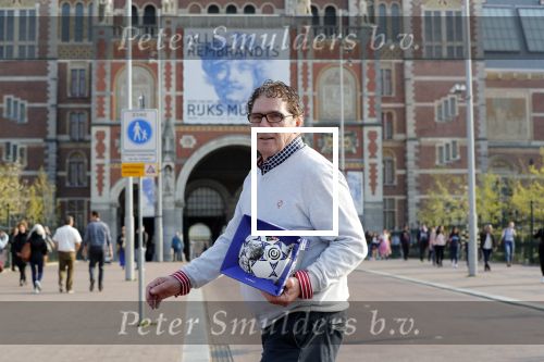 Amsterdam 9 april 2019
Presentatie nieuwe eredivisiebal met Wim v Hanegem in het rijksmuseum.