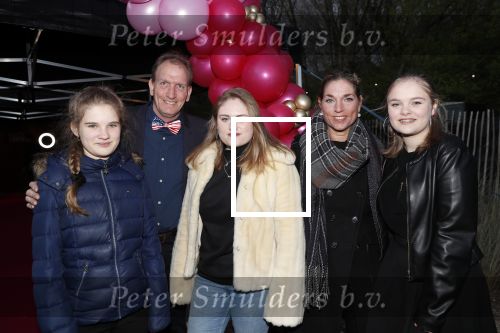 Bloemendaal 13 april 2019
Afscheidsfeest voor Hans Klok die naar Las Vegas gaat verhuizen. Wouter Klok met gezin