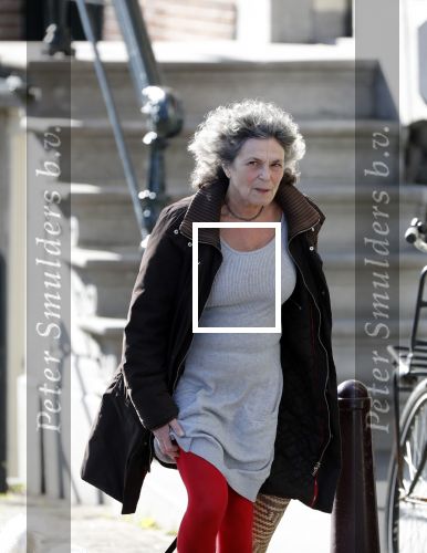 Amsterdam 1 april 2019
Yvonne Kroonenberg wandelen met haar hondje op de utrechtsestraat.