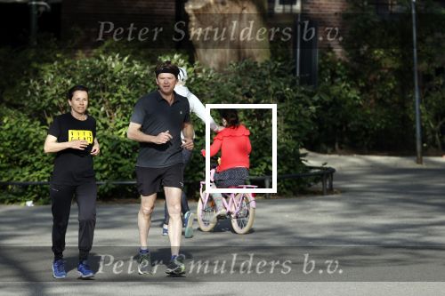 Amsterdam 24 april 2020
Beau en Selly v Erven Dorens aan het hardlopen in het vondelpark.
