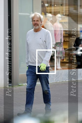 Amsterdam 30 april 2020
Bert Kuizenga op fr pc hooftstraat.