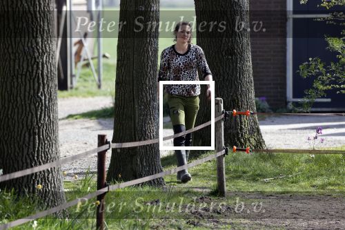 Tynaarlo 16 april 2020
Boerin Annemiek van boer zoekt vrouw .