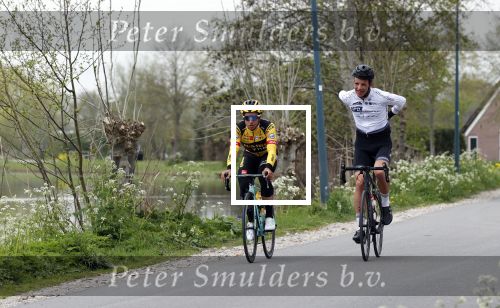 Abcoude 18 april 2020
Dylan Groenewegen , de snelste wielrenner ter wereld aan het trainen in Abcoude .